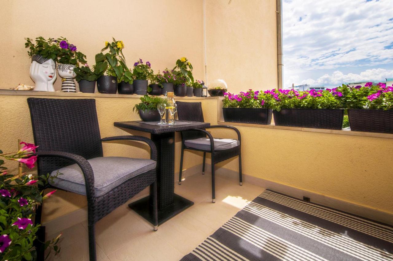 Apartment Summer Dreams Split Exterior photo